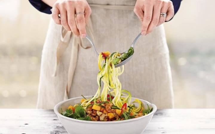 Aine Carlin’s Thai-inspired spiralised salad recipe