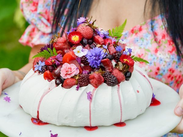 michelle-maple-summer-pavlova-recipe